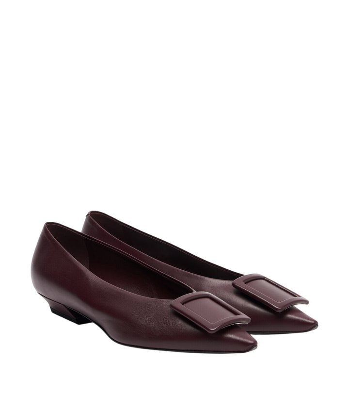 Photo: Roger Vivier Viv' in The City leather ballet flats