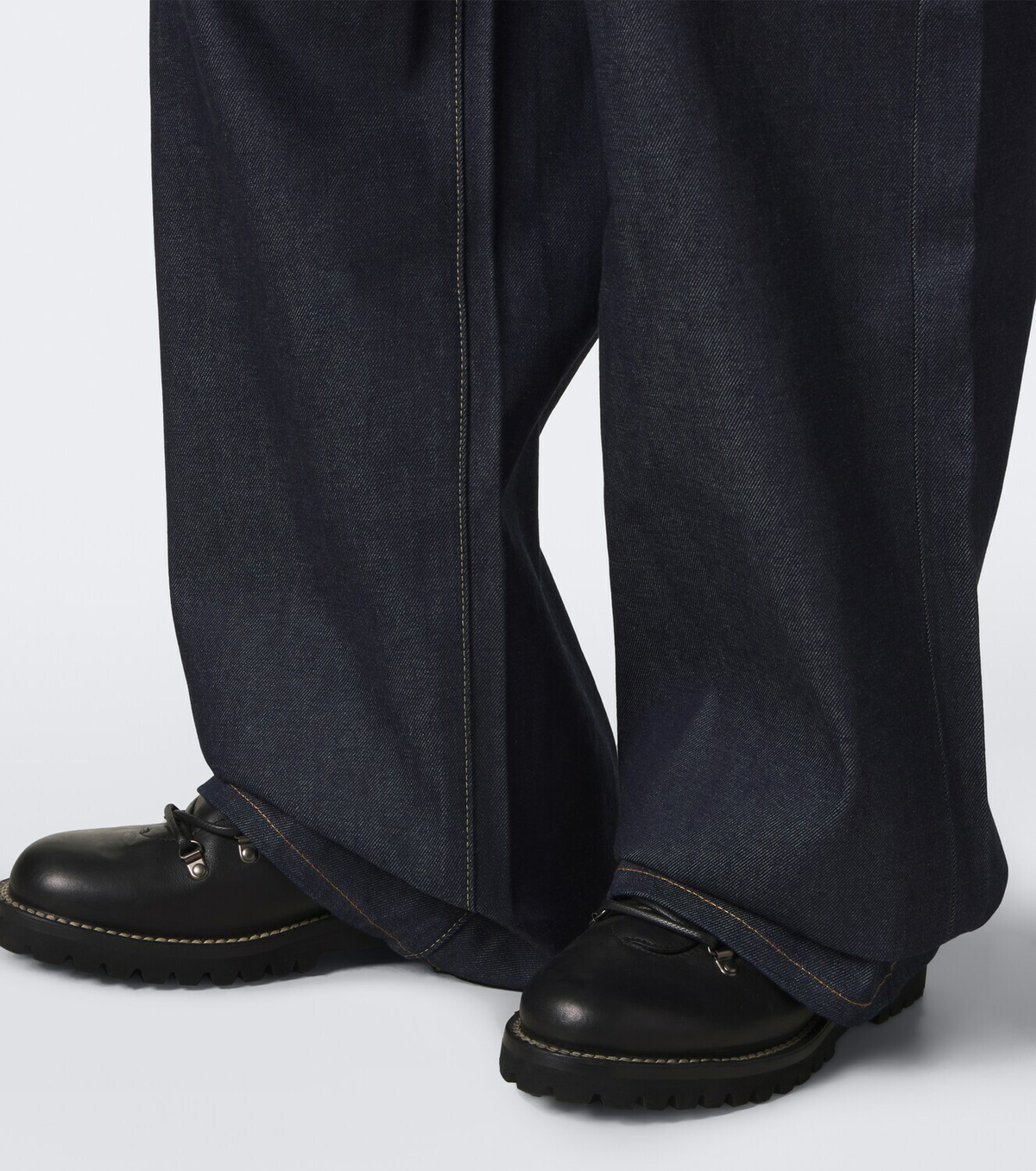 Sacai Belted wide-leg jeans