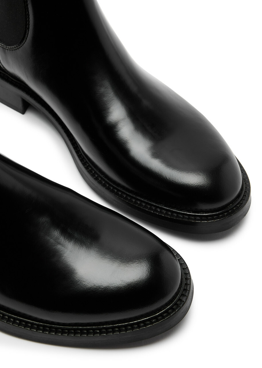 Alohas Lanz Leather Chelsea Boots Black