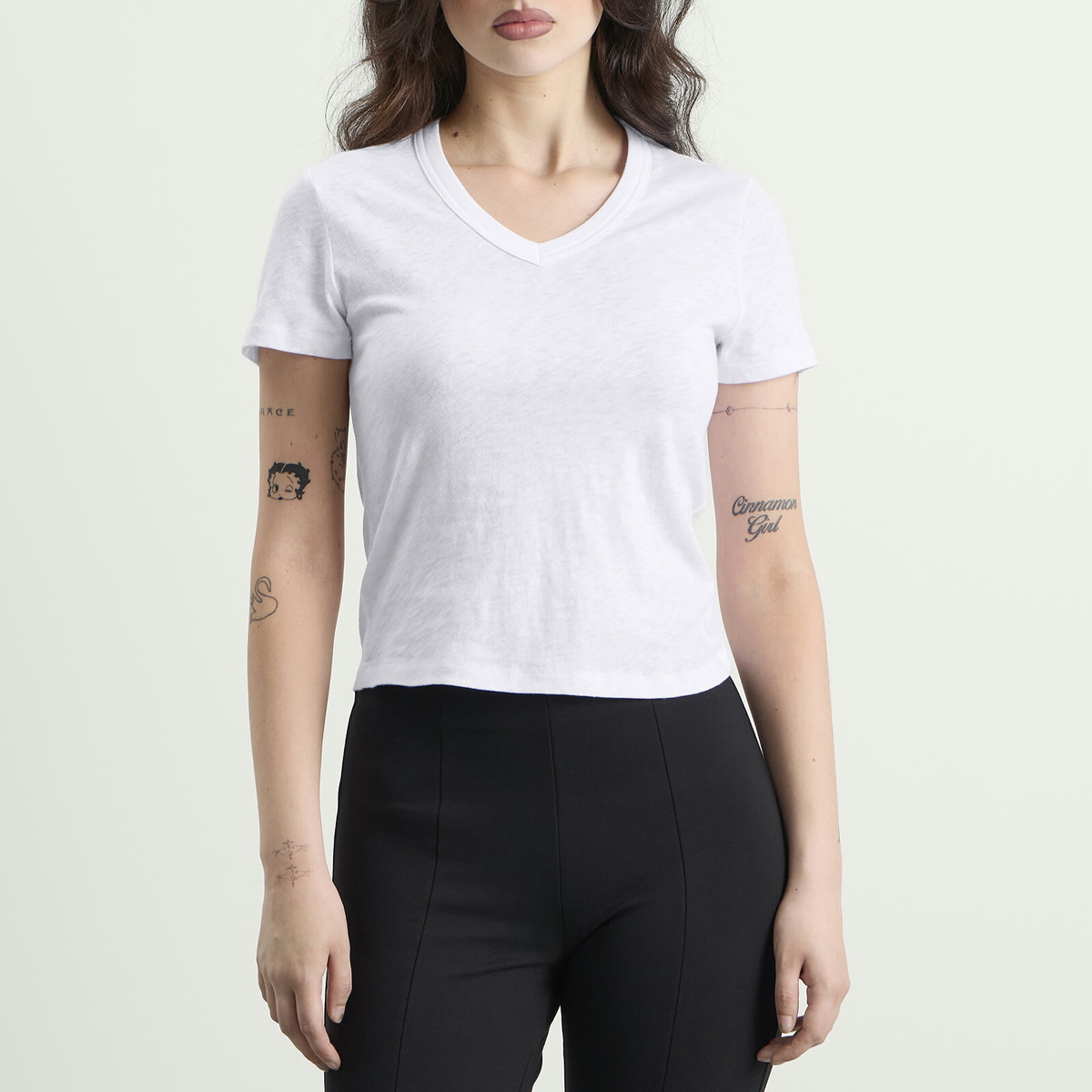 SKIMS Women's Worn In Jersey Baby V Neck T-Shirt in Snow