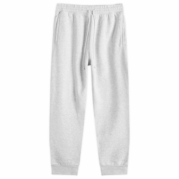 Photo: SKIMS Men's Tapered Jogger in Light Heather Grey