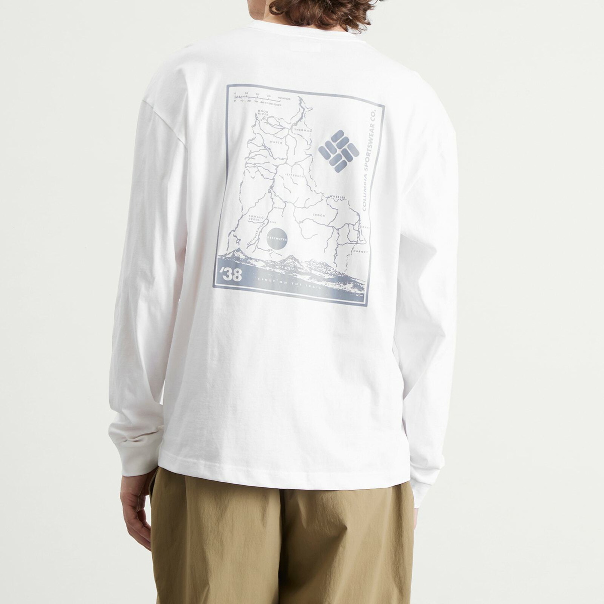 Columbia Men's Black Butte™ Long Sleeve Graphic T-Shirt in White
