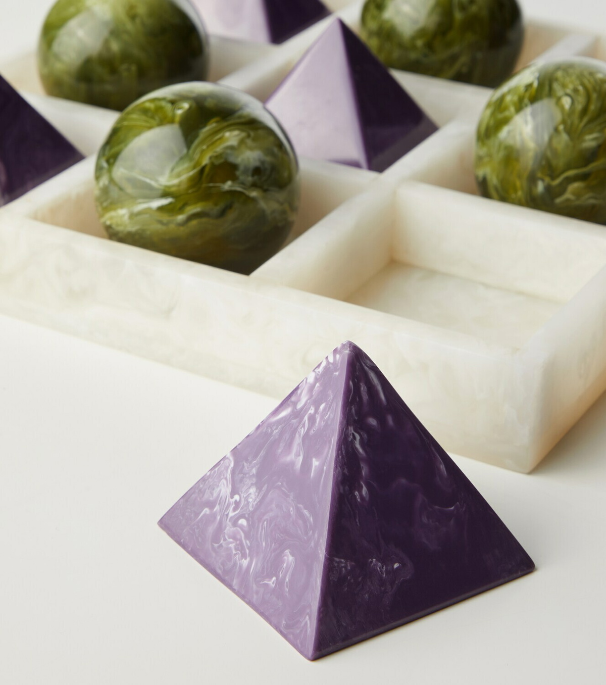 Jonathan Adler Como tic-tac-toe set