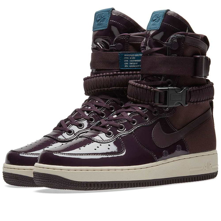 Photo: Women's Nike SF Air Force 1 SE Premium Port ine & Space Blue