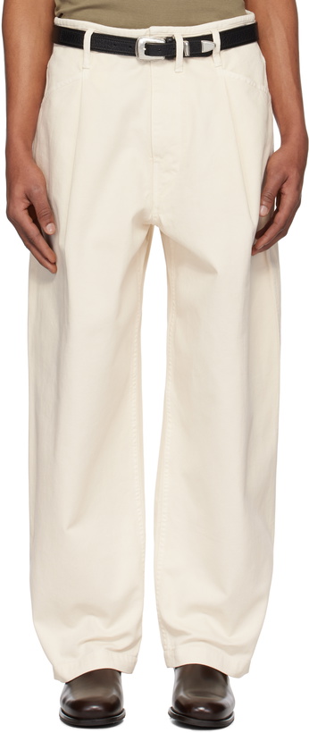 Photo: LEMAIRE Off-White Pleated Workwear Jeans