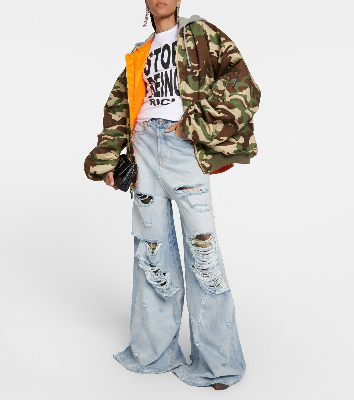 Vetements Distressed high-rise jeans
