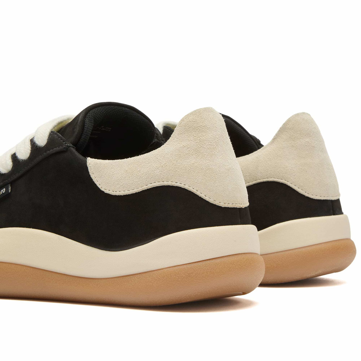 Axel Arigato Men's Squish Sneaker in Black/Gum