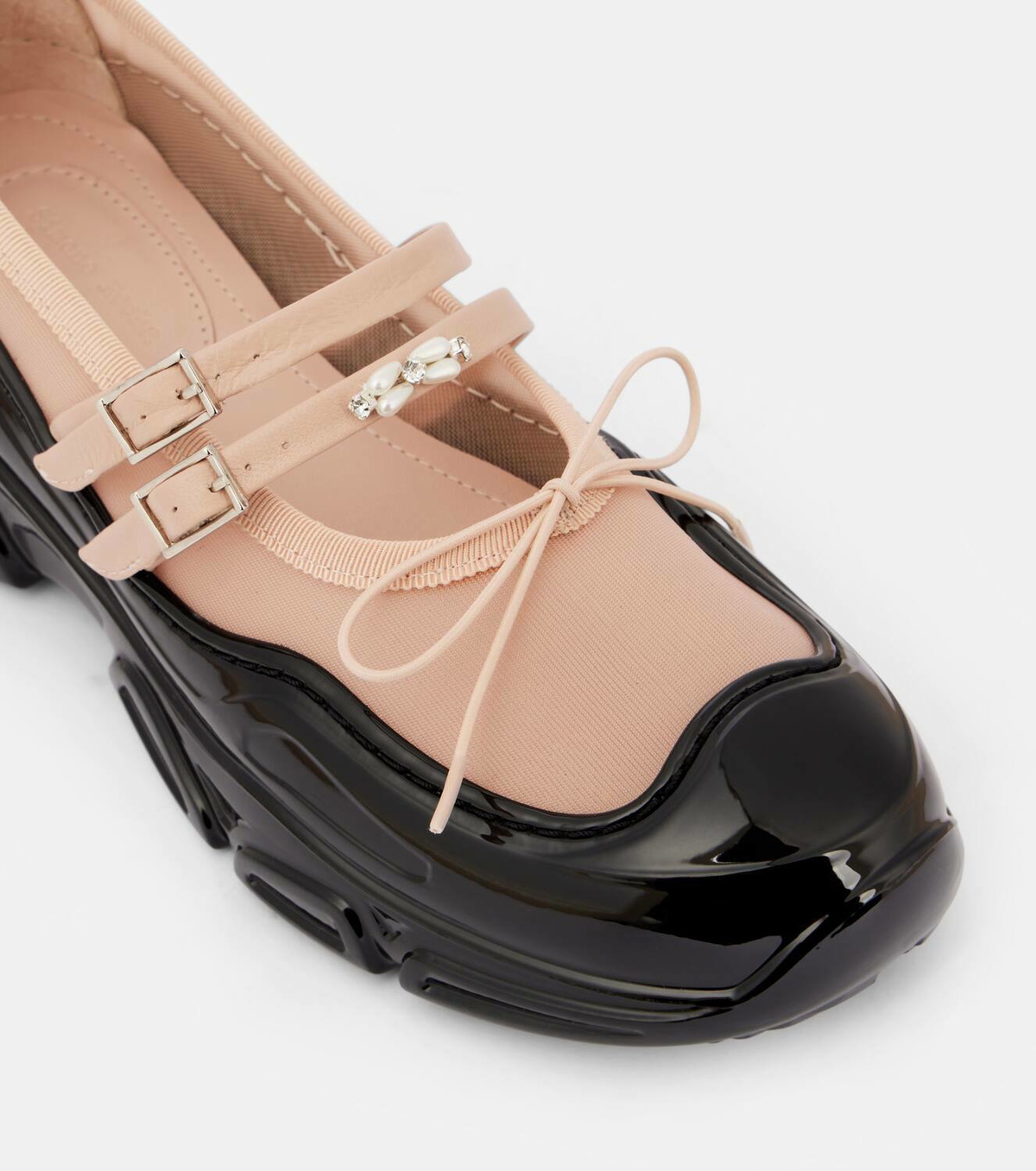 スニーカー SIMONE ROCHA TRACKER SATIN FLATS Simone Rocha Tracker Satin Flats In Silver | ModeSens