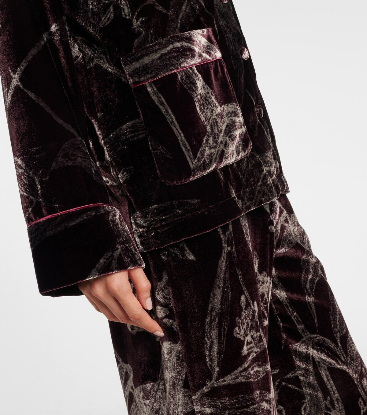 La DoubleJ Floral satin pajama shirt