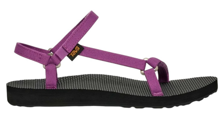 Photo: Teva Original Universal Slim