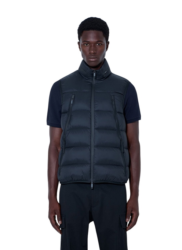 Photo: Moncler Reticone Down Gilet