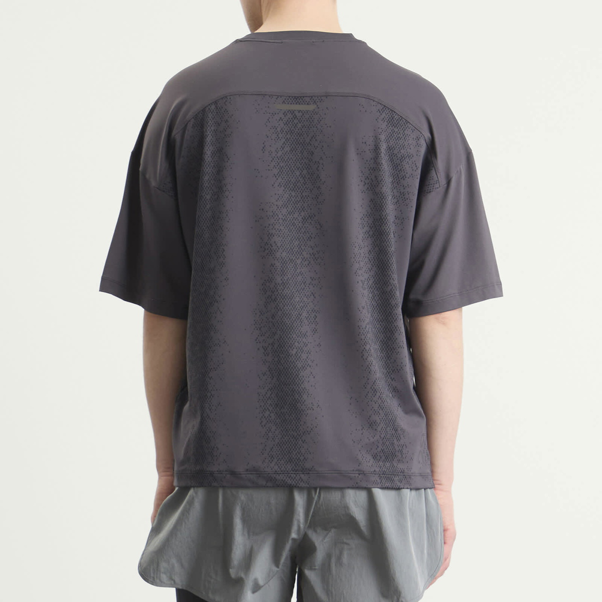 ON Men's Performance Volt T-Shirt in Iron