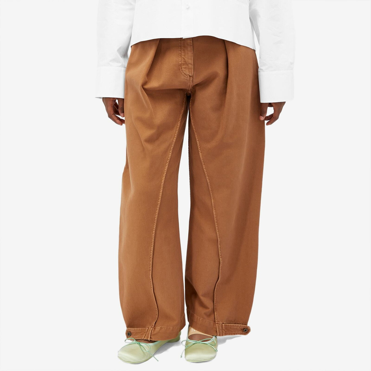 JW Anderson Women's Twisted Seam Trousers in Caramel JW Anderson