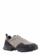ROA Neal Low-top Suede Sneakers