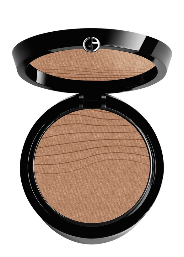 Photo: Armani Beauty Luminous Silk Glow Fusion Powder - 7