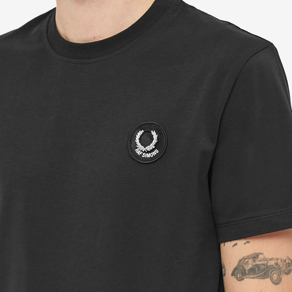 RAF SIMONS FRED PERRY フラワーt Fred Perry x Raf Simons Wreath T-Shirt in Black Fred Perry x Raf
