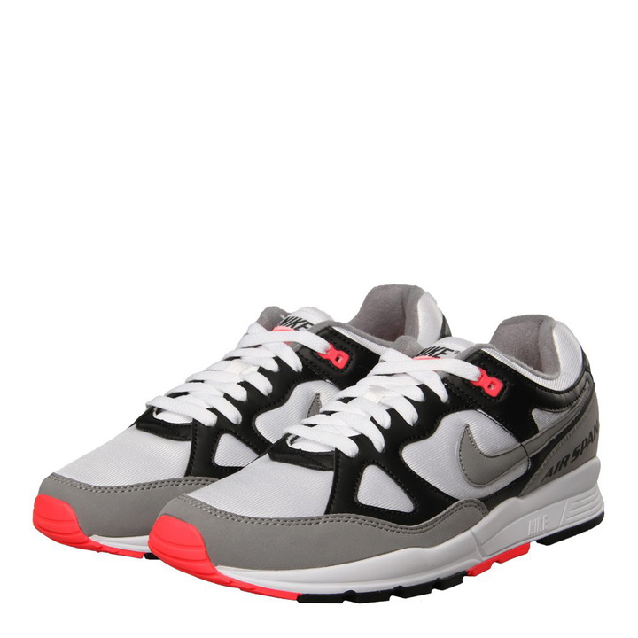 Photo: Air Span II - Dust / Solar Red / White