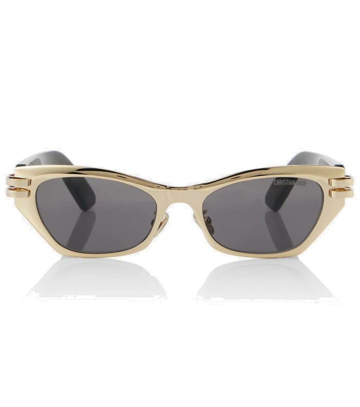 Photo: Dior Eyewear CDior B3U cat-eye sunglasses