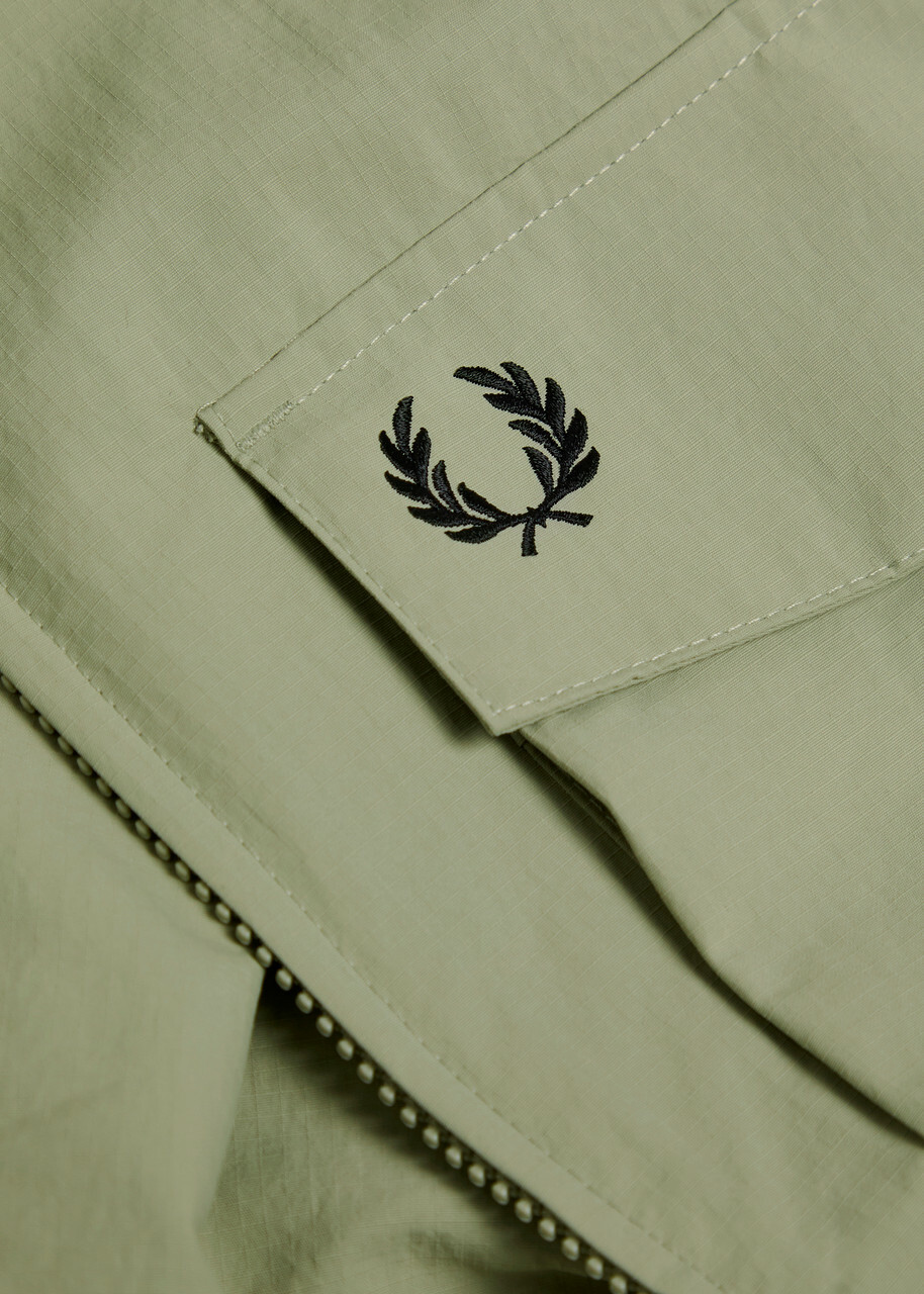Fred Perry Logo-embroidered Crinkled Shell Overshirt Light Green