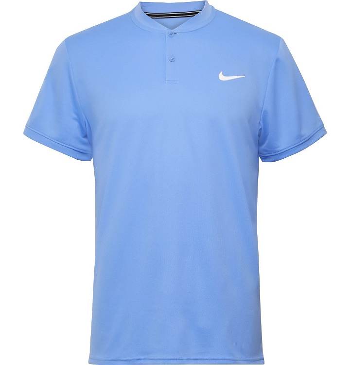 Photo: Nike Tennis - NikeCourt Dri-FIT Henley Tennis T-shirt - Blue