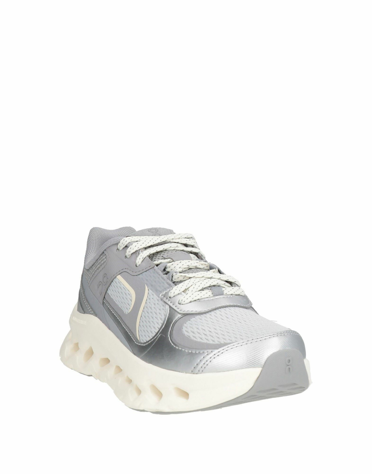 On Cloudtilt Arc Womens Sneakers in Grey