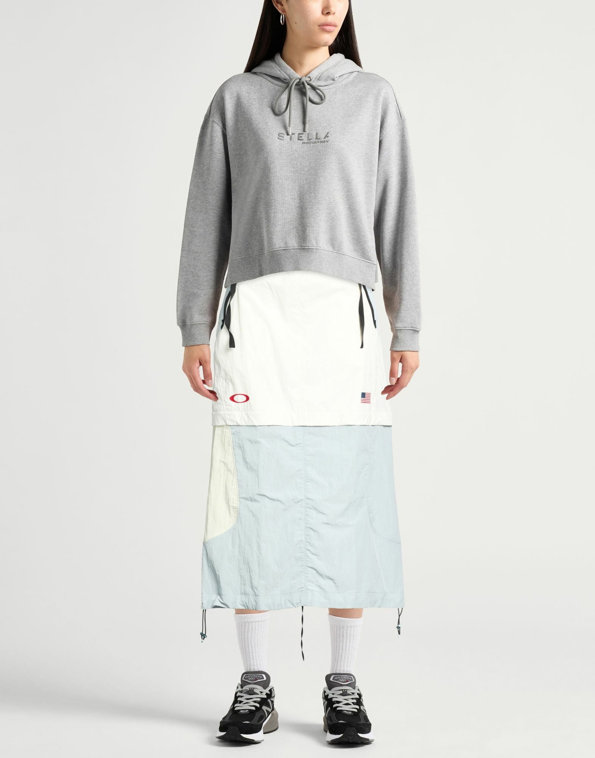 Oakley Womens Midi skirt in White