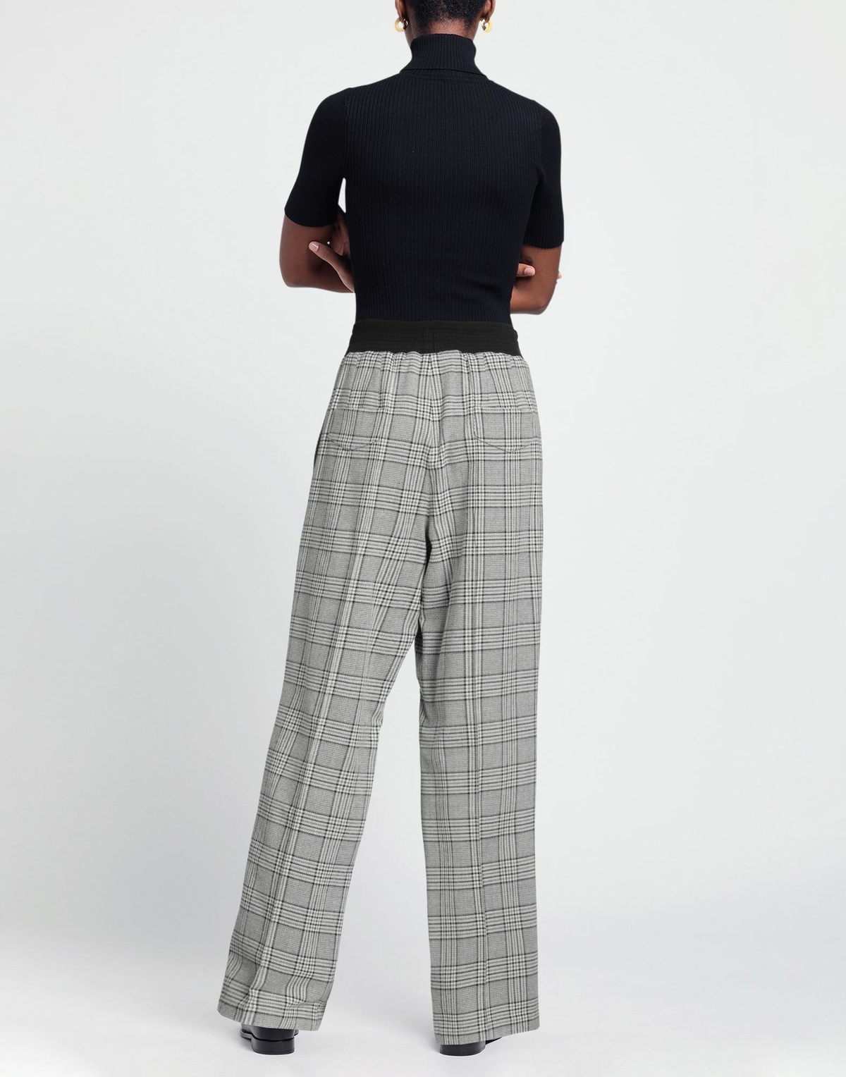 The Mannei Womens Pants in Grey
