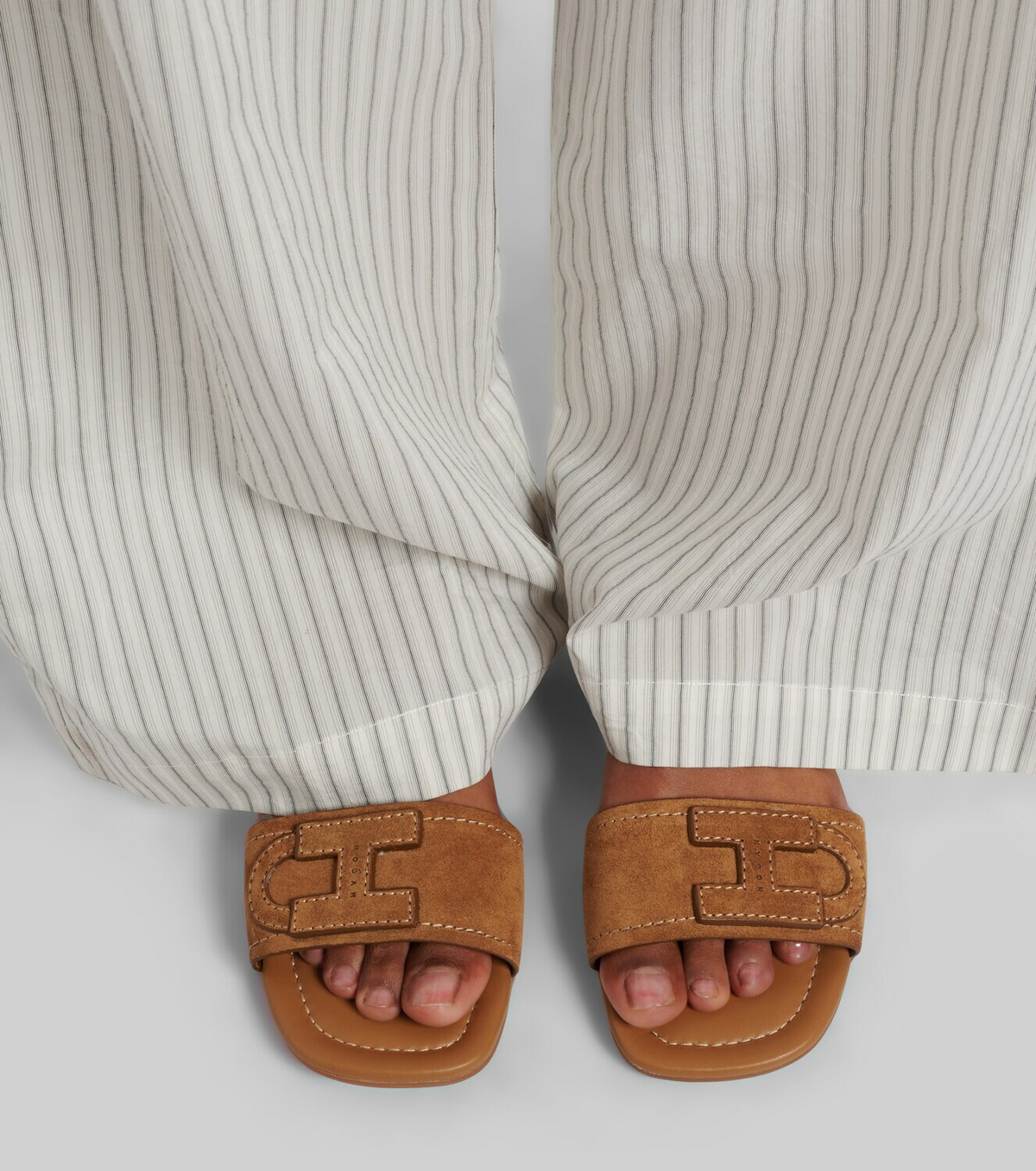 Hogan H685 suede sandals