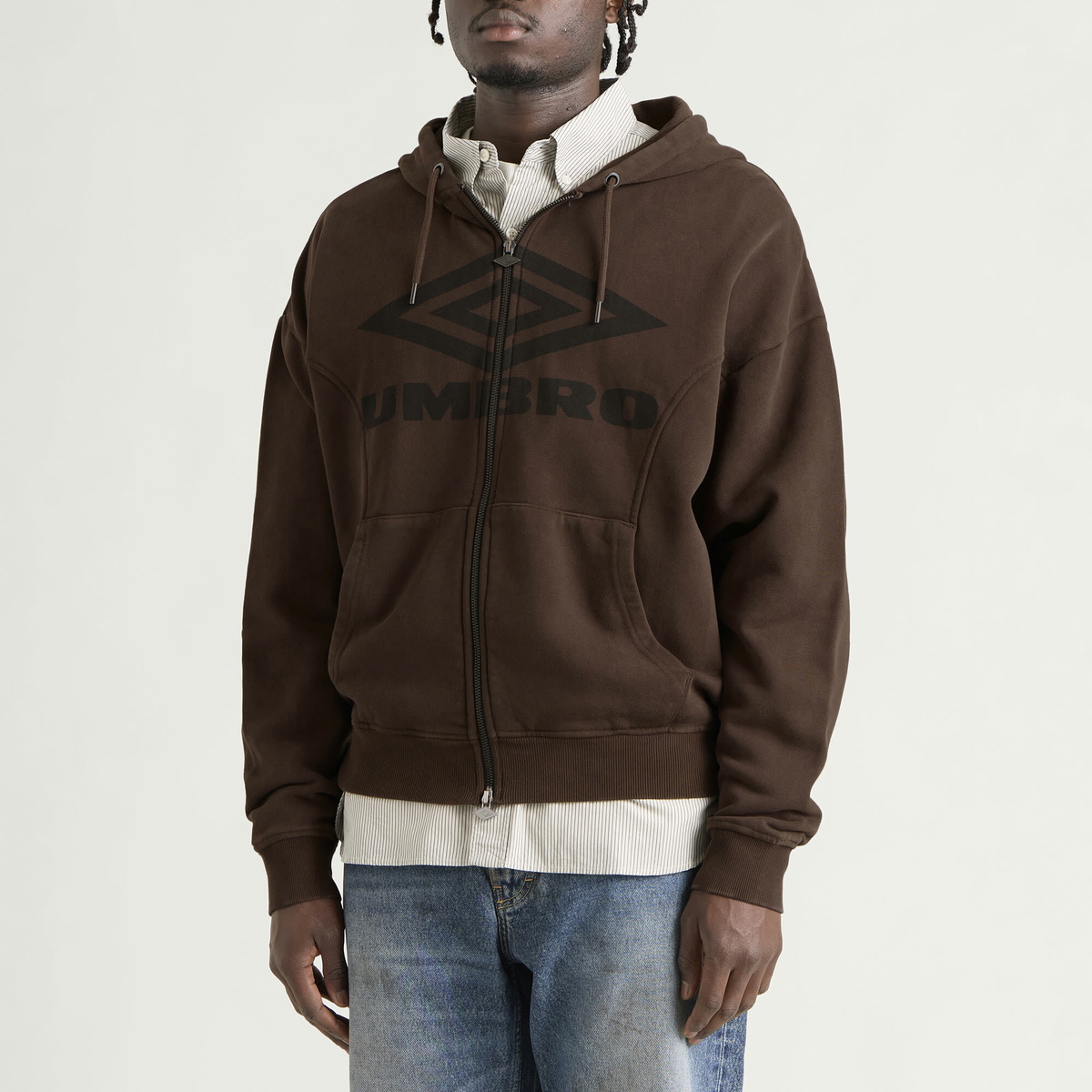 Umbro Men's Washed Zip Through Hoodie in Demitasse/Black
