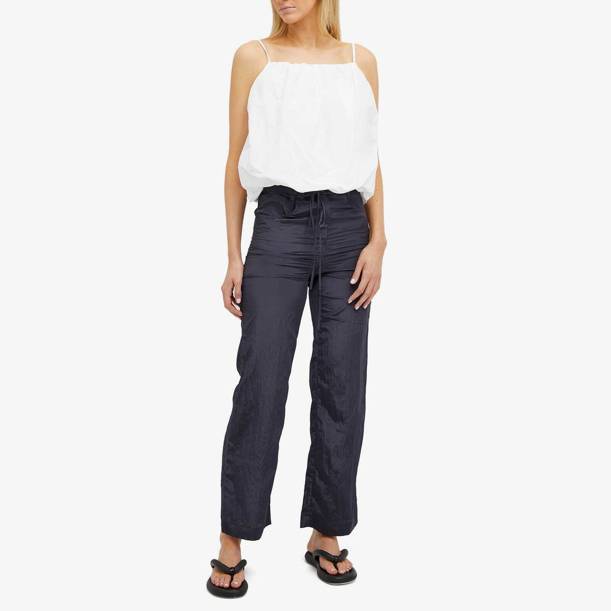 Low Classic Women's Volume Sleeveless Top in White