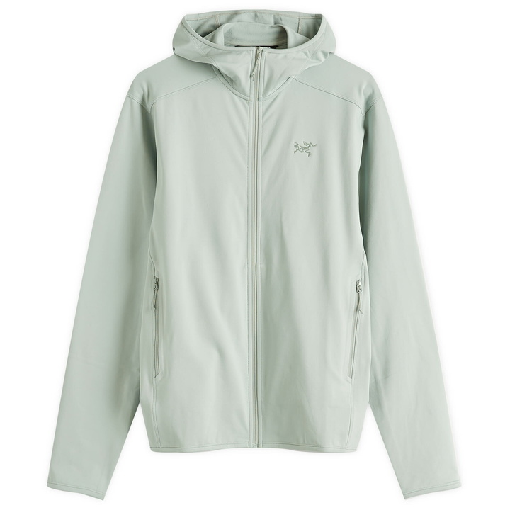Photo: Arc'teryx Men's Kyanite Lightweight Hoodie in Stone Green