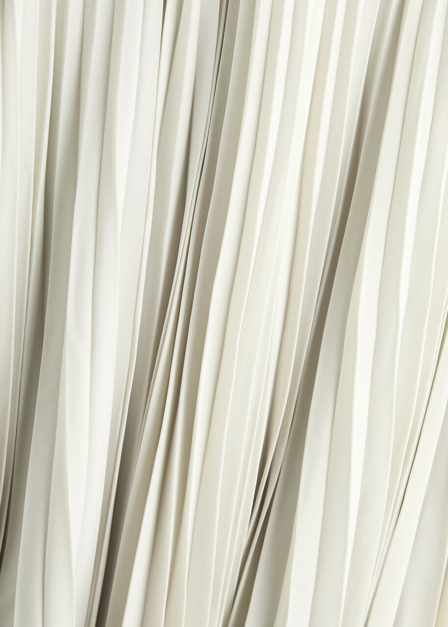 Vince Pleated Chiffon Midi Skirt Cream