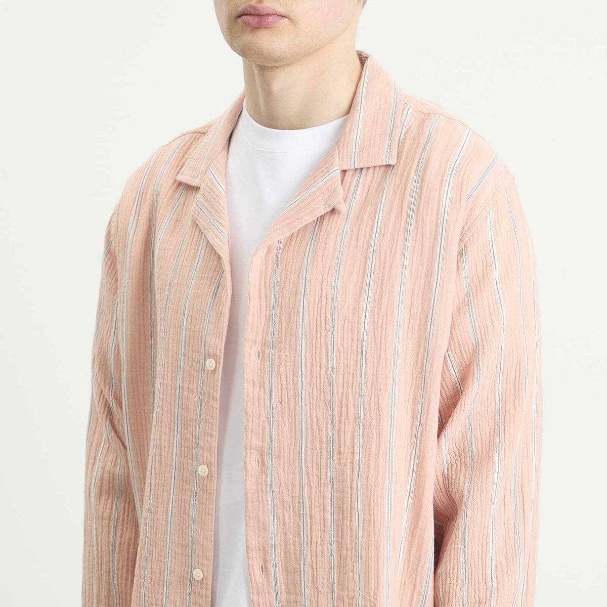 Kestin Men's Seersucker Tain Shirt in Washed Coral