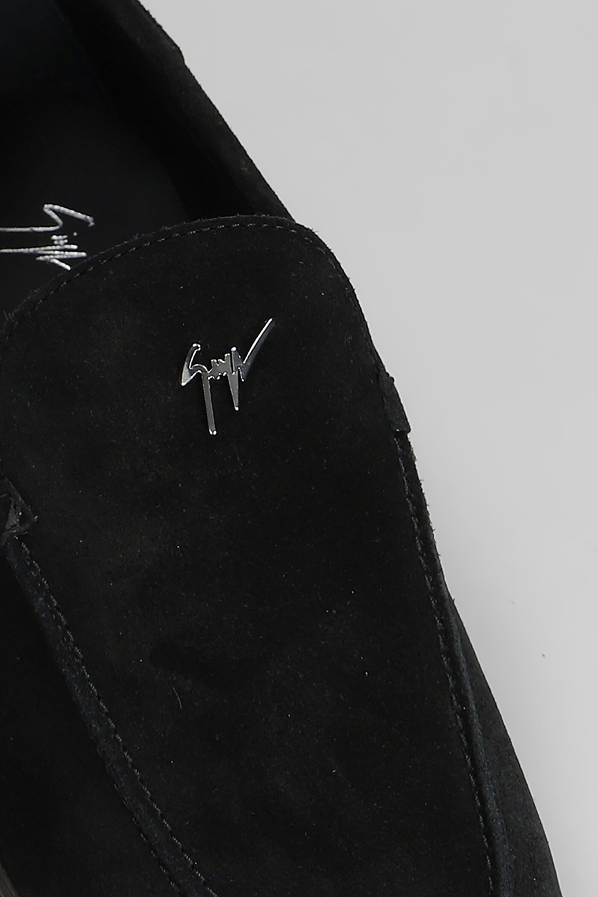 Giuseppe Zanotti The Maui Loafers In Black Suede