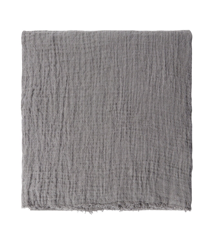 Photo: Once Milano Tassel-detail linen blanket