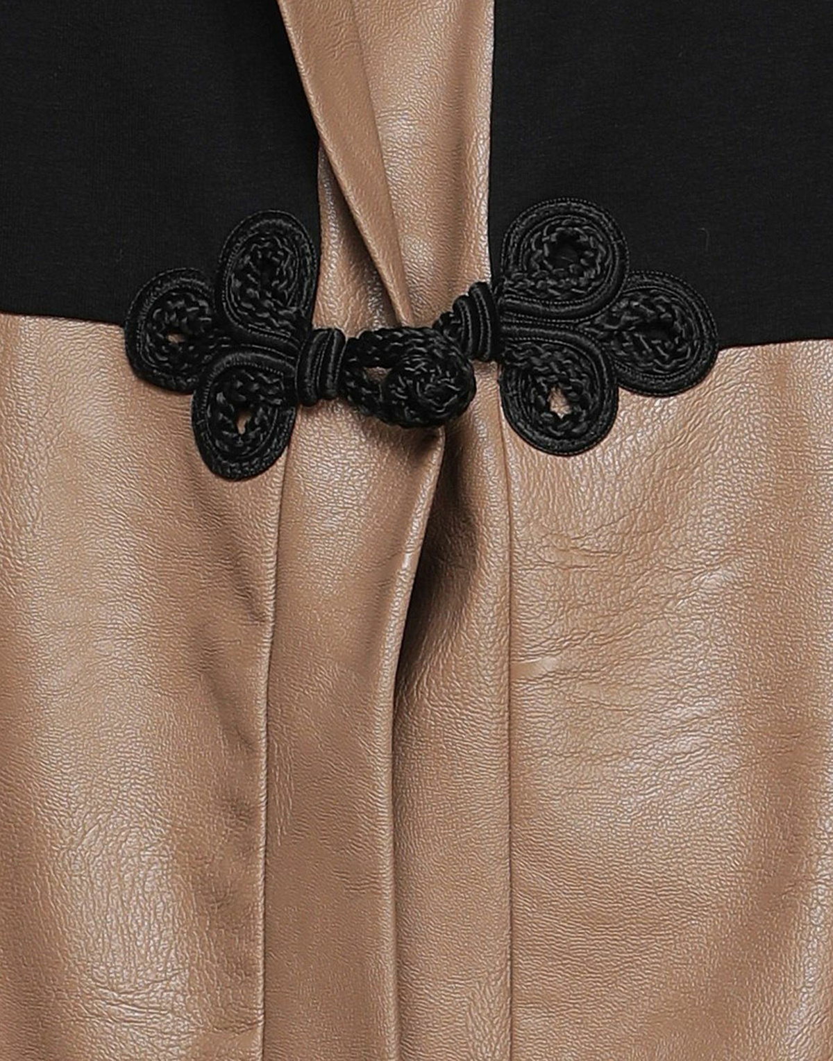 Jijil Womens Coat in Black
