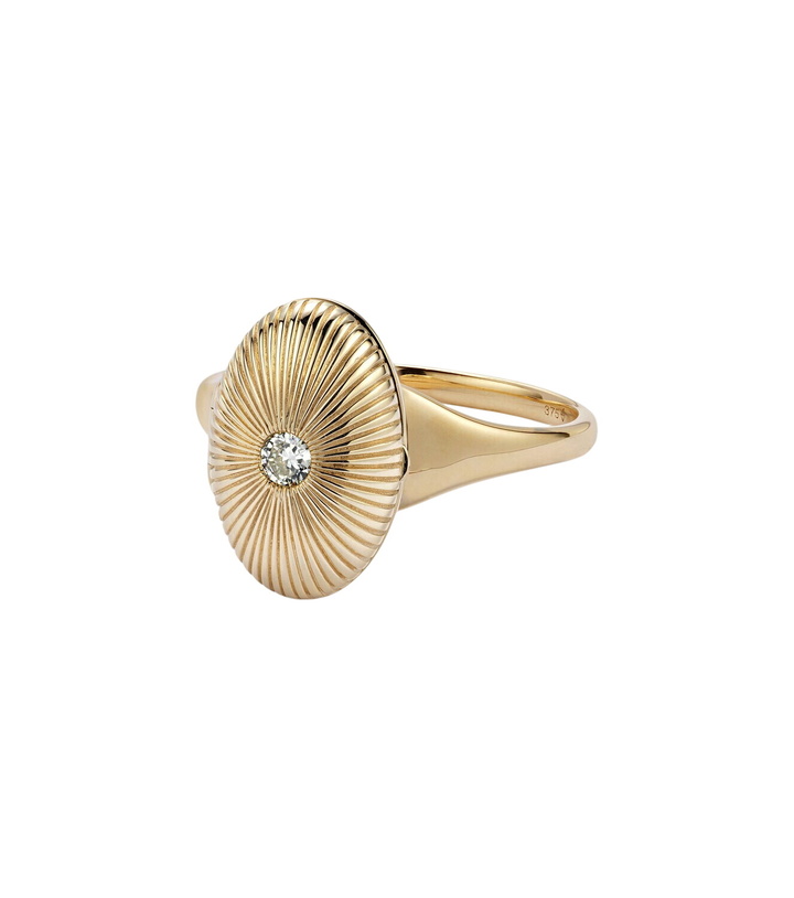 Photo: Persée 9kt gold ring with diamond