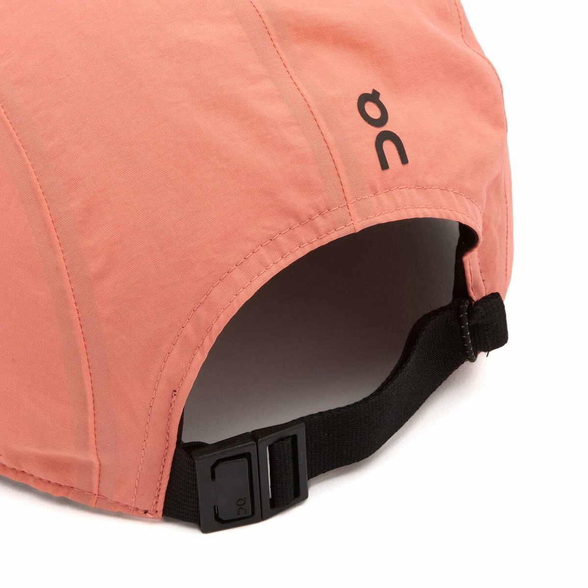 ON Men's Performance Cap in Salmon 