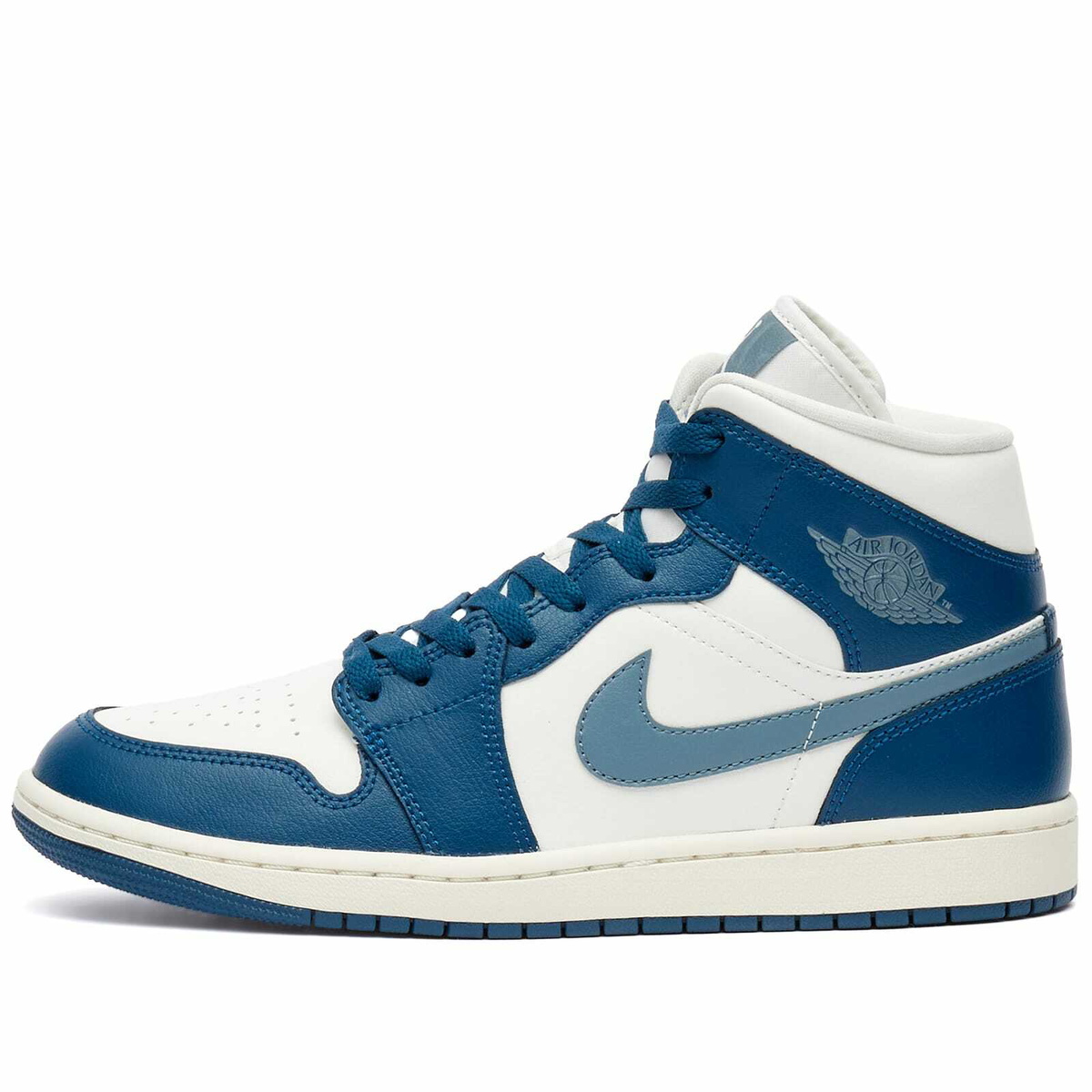 Sky blue best sale and white jordans