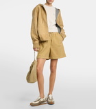 Loewe Squeeze Small leather shoulder bag