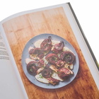 Phaidon Barbecue: Smoked & Grilled Recipes From Across the G in Hugh Mangum/Shana Liebman 
