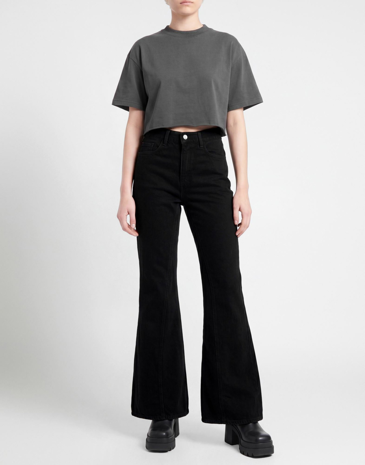 Icon Denim Womens Jeans in Black