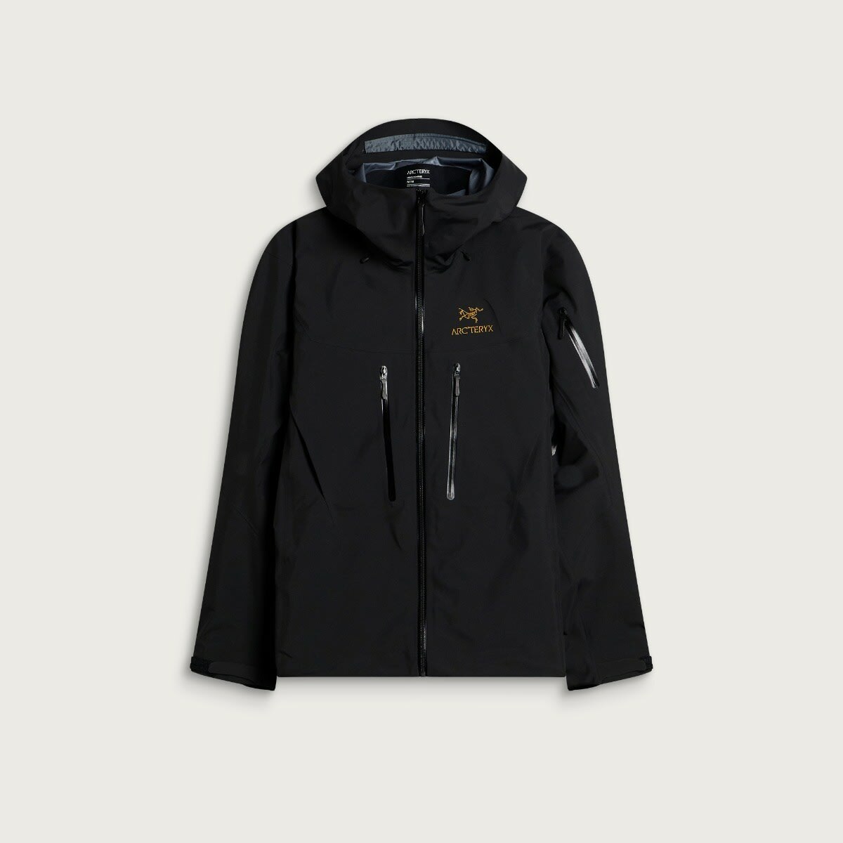 Arc'teryx Men's Arcteryx Alpha SV Gore-Tex Jacket in 24K Black