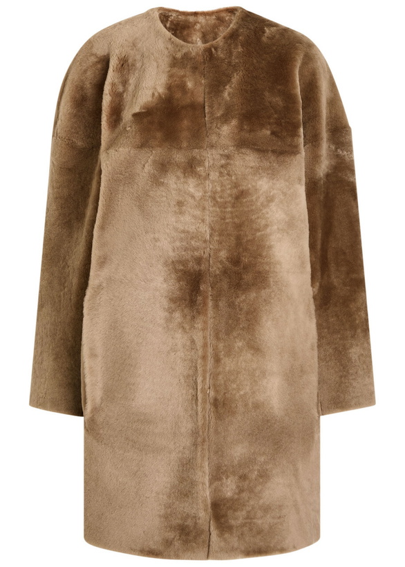 Photo: Tove Roisin Shearling Coat Taupe