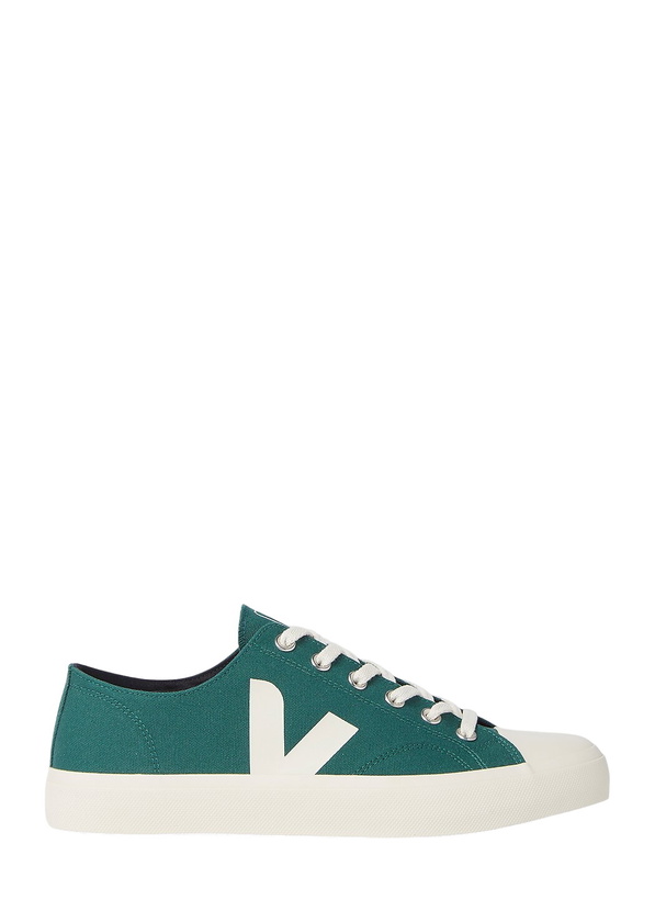 Photo: Veja Wata II Sneakers
