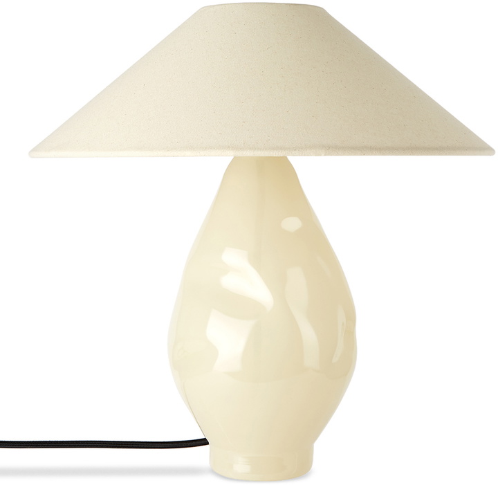 Photo: Los Objetos Decorativos Beige Conical Lamp