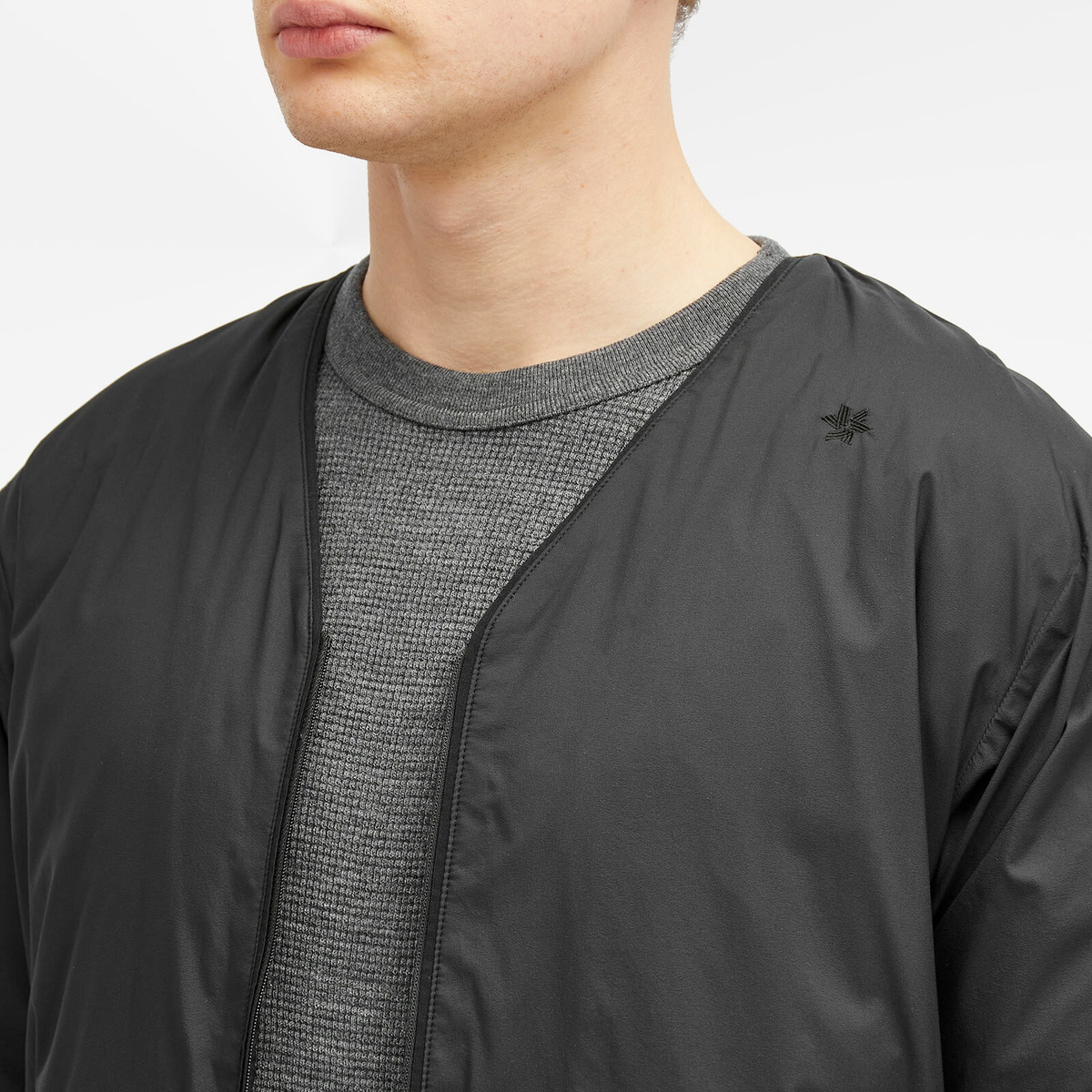 Goldwin Men's V-Neck Zip Down Cardigan in Black Goldwin