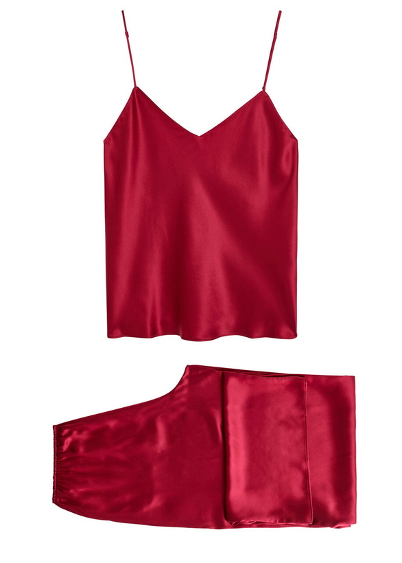 Photo: Olivia Von Halle Bliss Silk Pyjama set Red