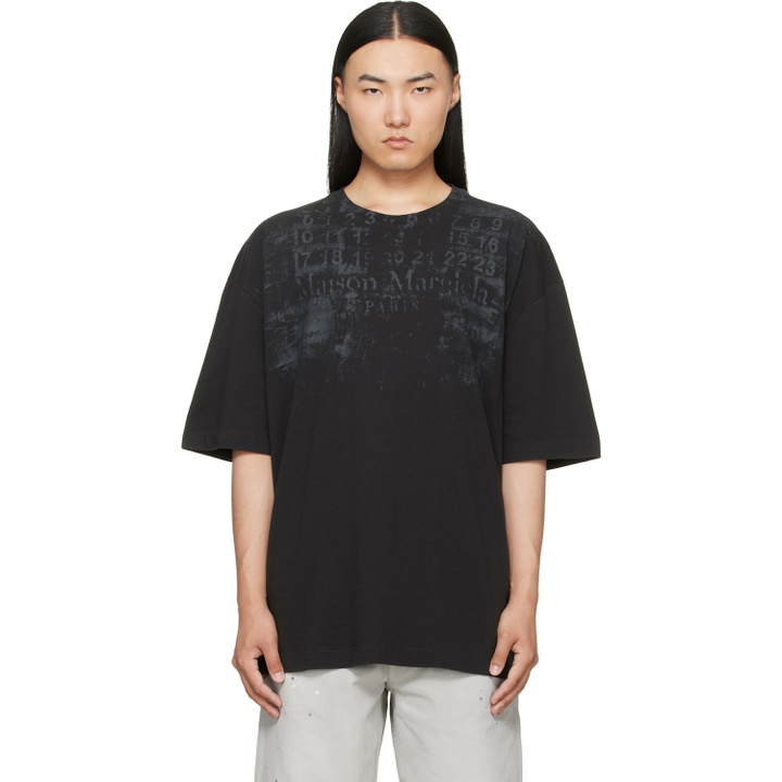 Photo: Maison Margiela Black Oversized T-shirt