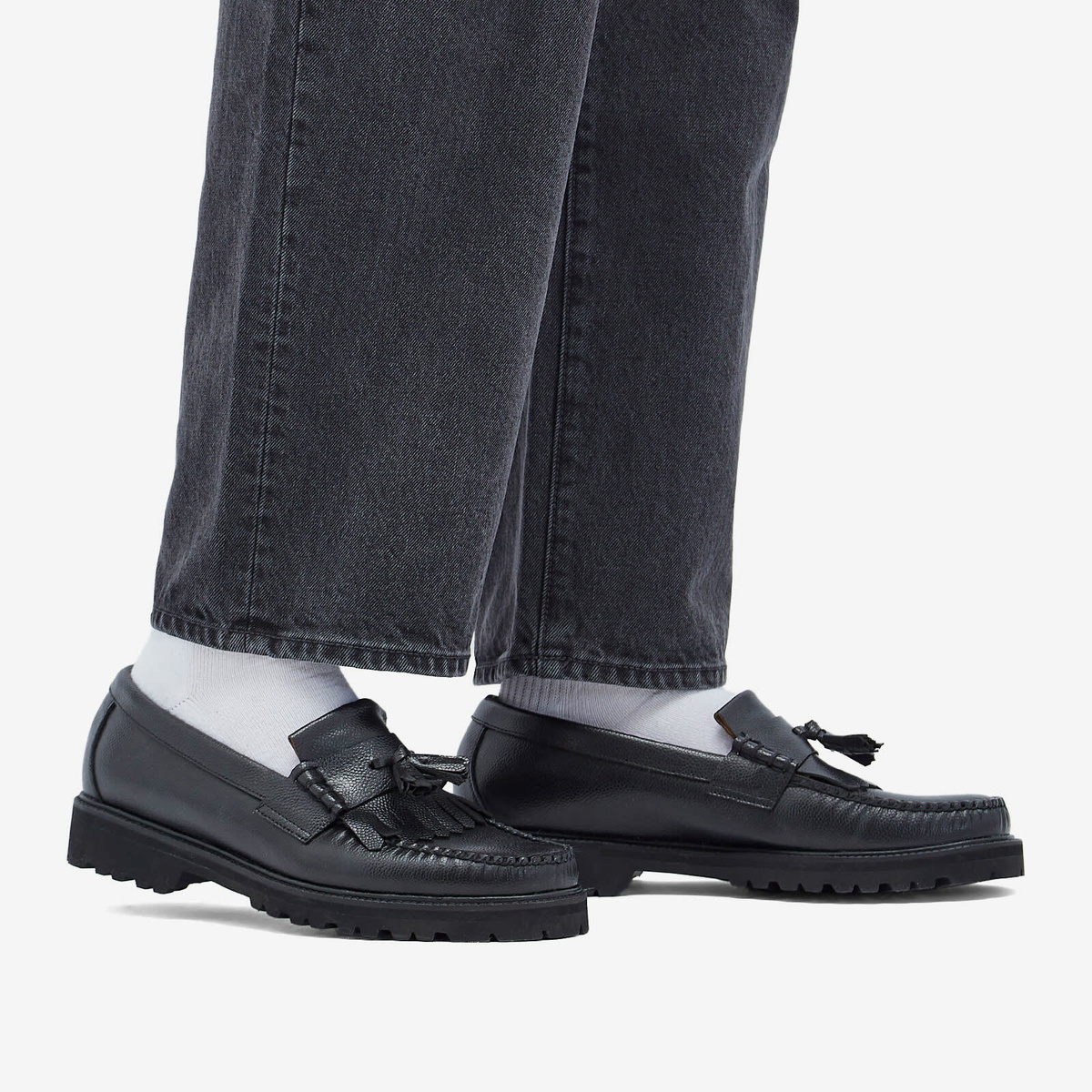 Bass Weejuns Men's Layton Lug Soft Grain Loafer in Black Textured Leather